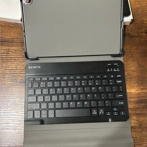 Bluetooth Keyboard Case for Tablet - Gray